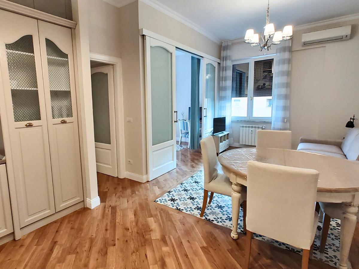 Luxury Apartment By Palazzo Senesi Рим Екстериор снимка