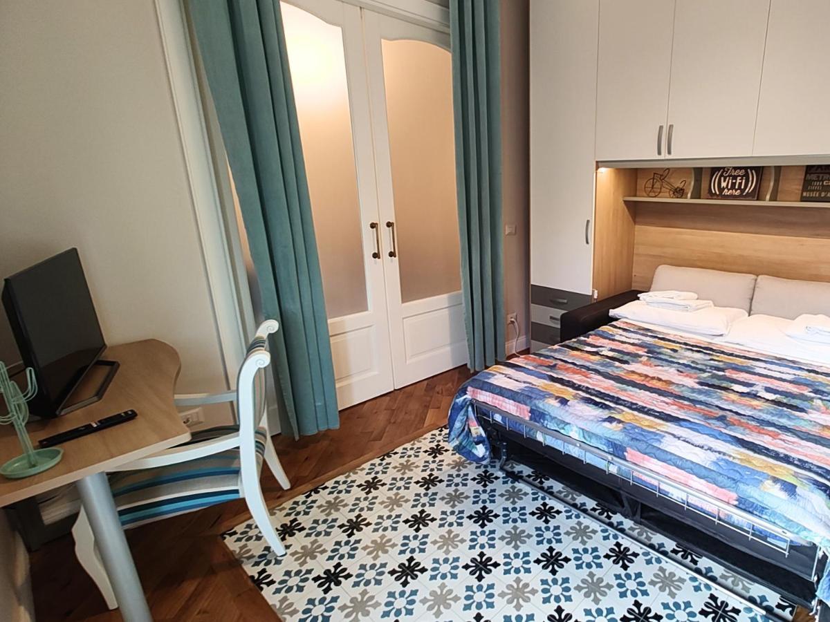 Luxury Apartment By Palazzo Senesi Рим Екстериор снимка